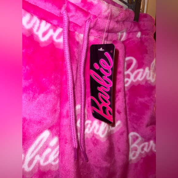 Barbie Shorts - Picture 2 of 5